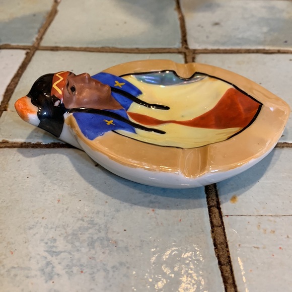 Vintage Lusterware Native American Handpainted Ashtray - Picture 4 of 5